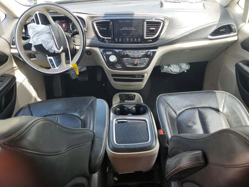 2019 CHRYSLER PACIFICA LIMITED 8