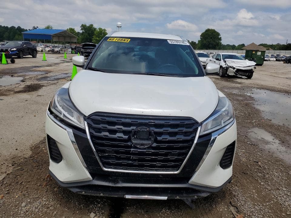 2022 NISSAN KICKS SV 5
