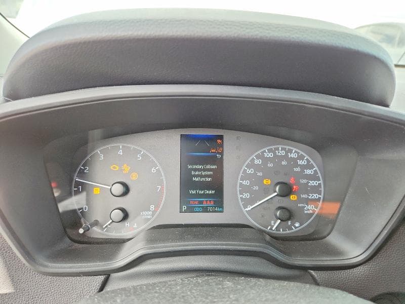2025 TOYOTA COROLLA CROSS LE 9
