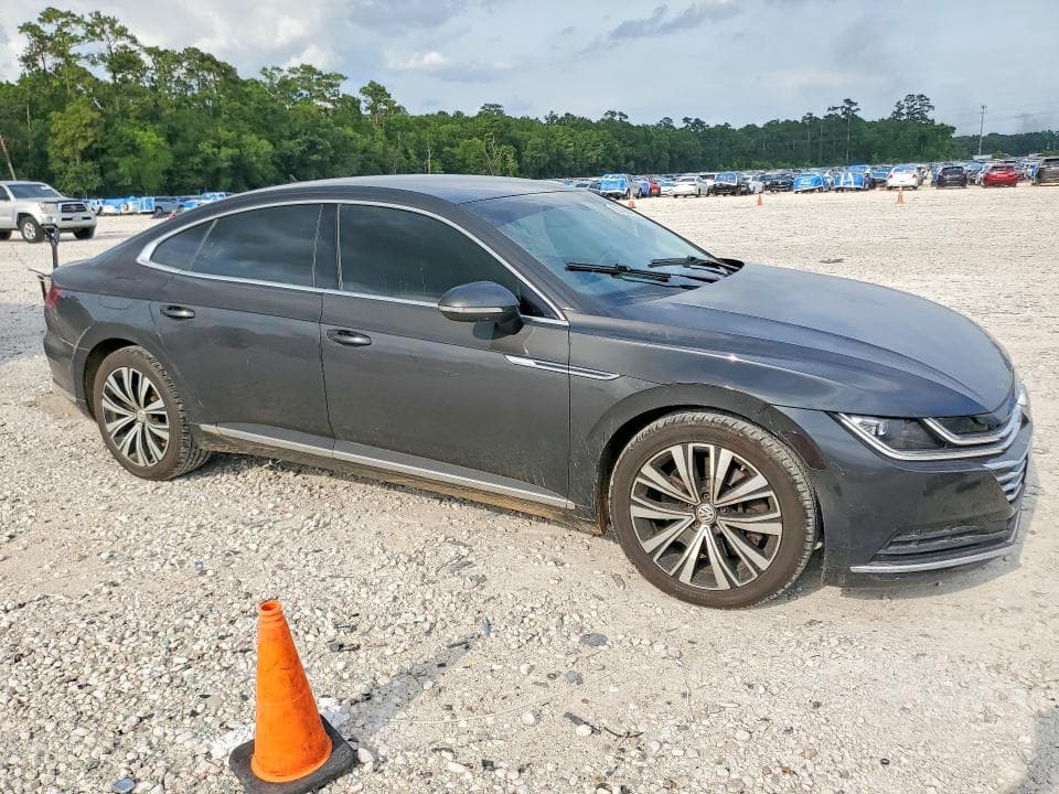 2019 VOLKSWAGEN ARTEON SE 4
