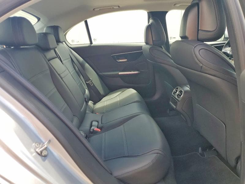 2023 MERCEDES-BENZ C 300 300 10