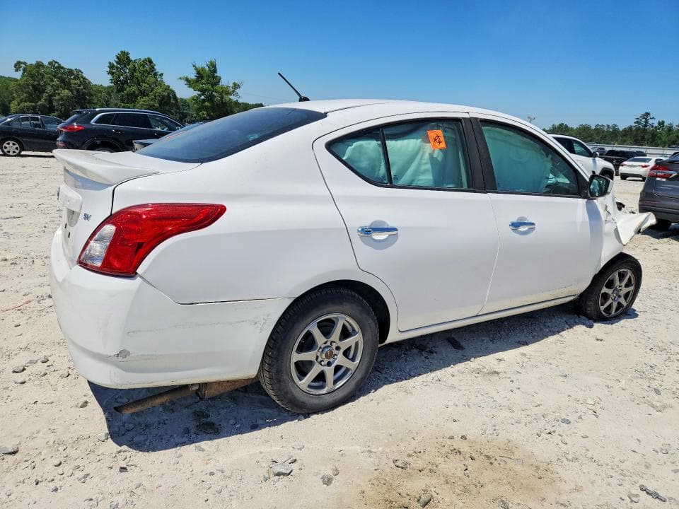2019 NISSAN VERSA SV 3