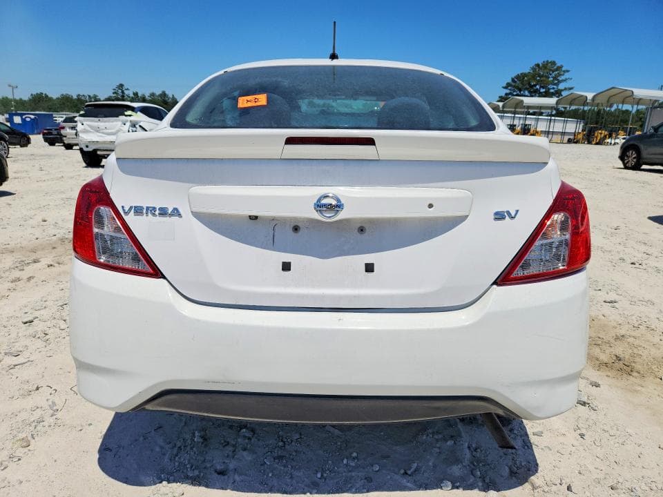 2019 NISSAN VERSA SV 6