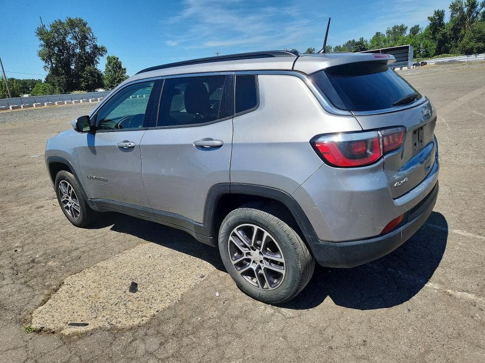 2017 JEEP COMPASS LATITUDE 2