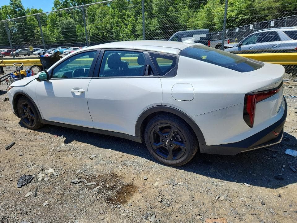 2025 KIA K4 LXS LXS 2