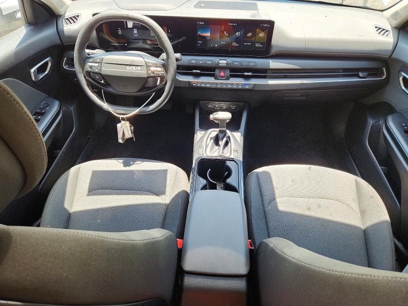 2025 KIA K4 LXS LXS 8