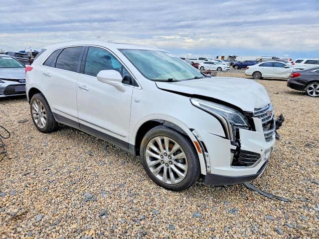 2017 CADILLAC XT5 PLATINUM 4