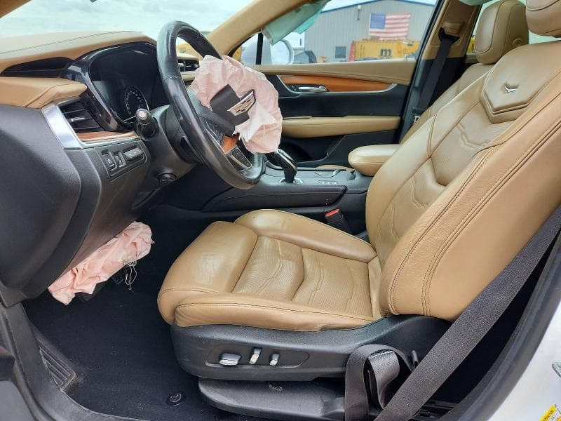 2017 CADILLAC XT5 PLATINUM 7