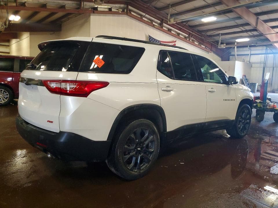 2021 CHEVROLET TRAVERSE RS 3