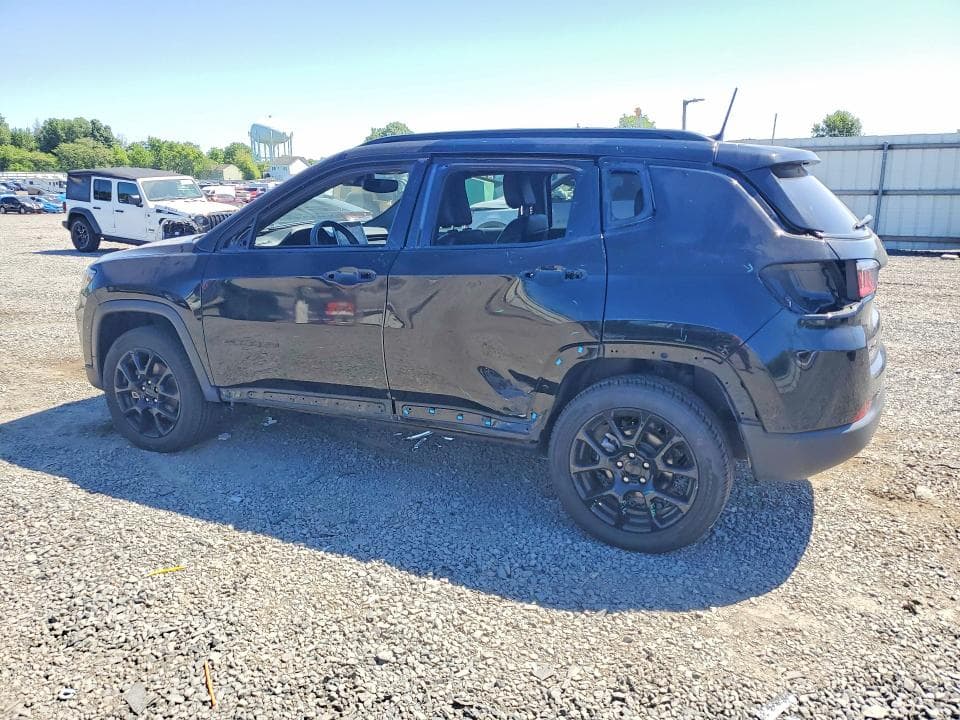 2022 JEEP COMPASS LATITUDE 2