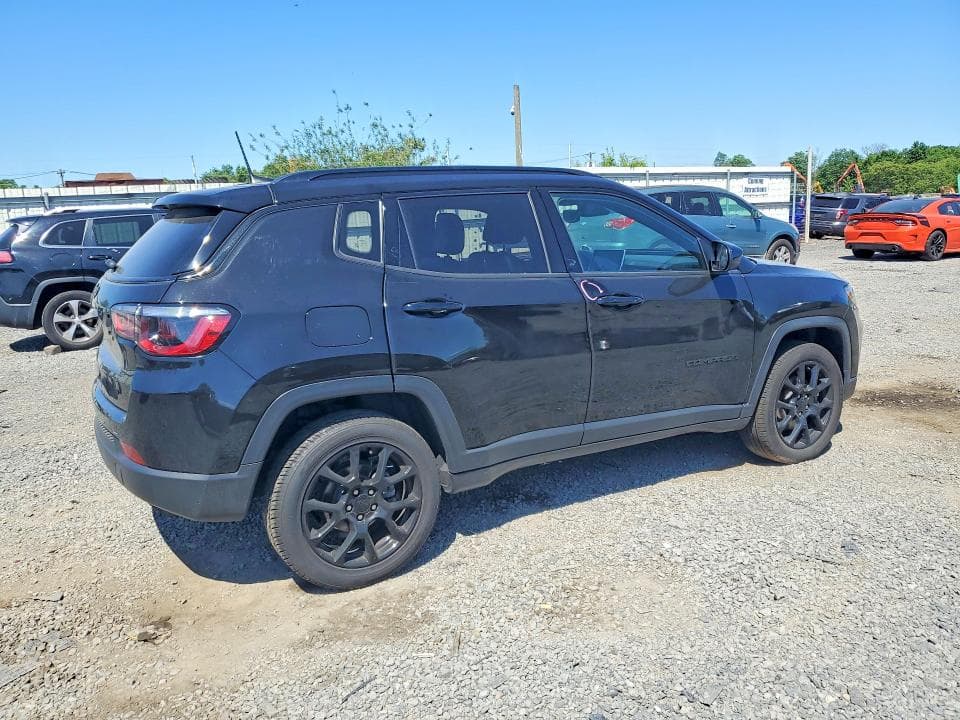 2022 JEEP COMPASS LATITUDE 3