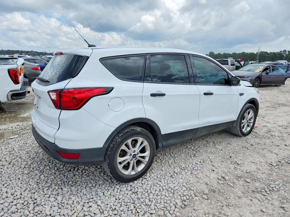 2019 FORD ESCAPE S S 3