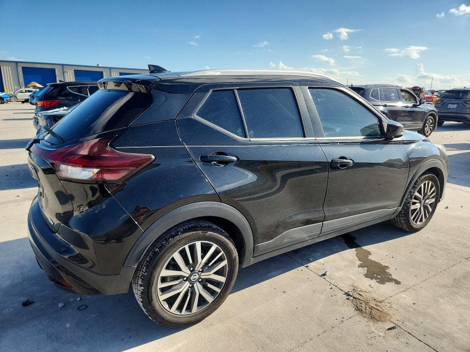 2021 NISSAN KICKS SV 3