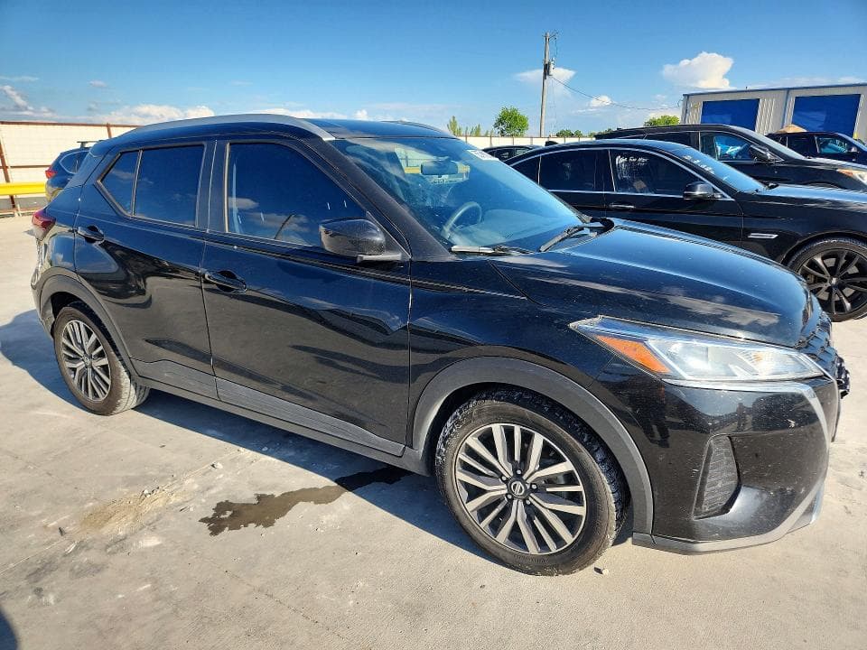 2021 NISSAN KICKS SV 4