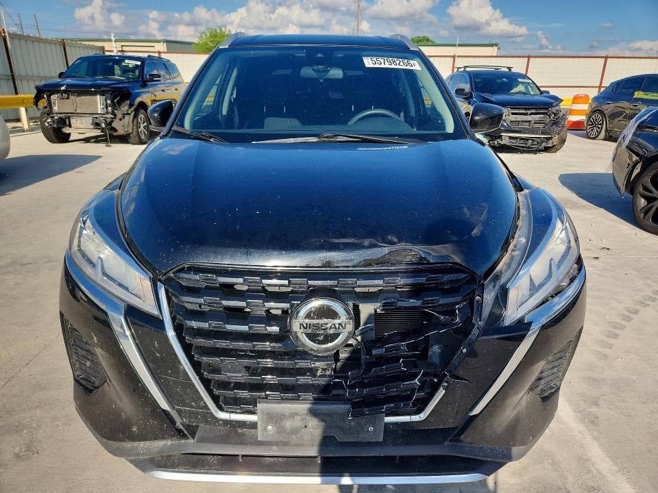2021 NISSAN KICKS SV 5