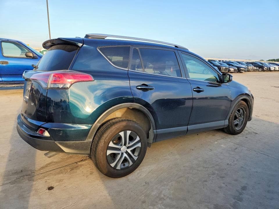 2018 TOYOTA RAV4 LE 3