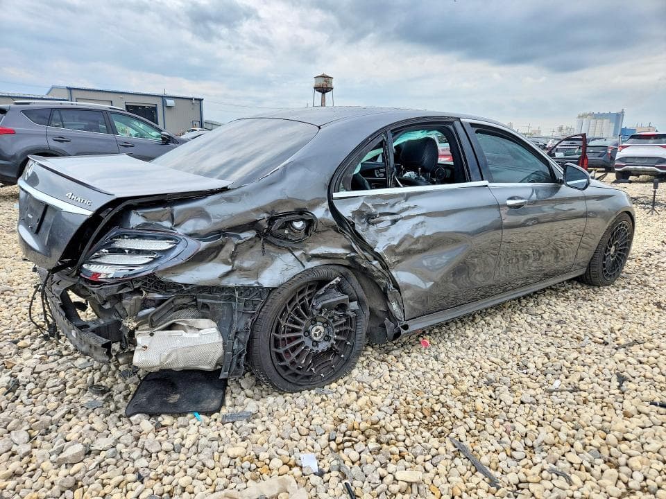 2018 MERCEDES-BENZ E 400 4MATIC 3