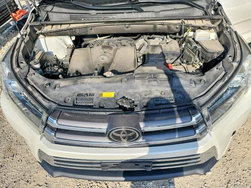2019 TOYOTA HIGHLANDER LIMITED PLATINUM LIMITED PLATINUM 12