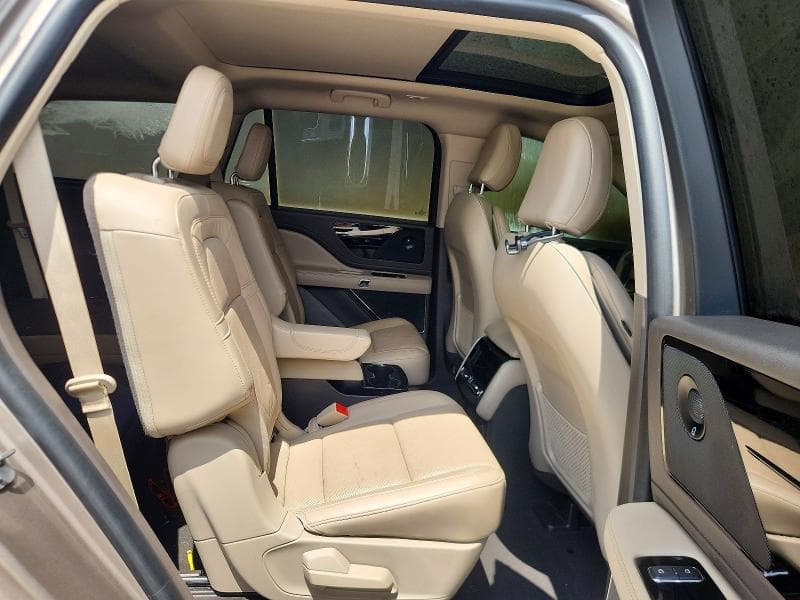 2021 LINCOLN AVIATOR RESERVE 11