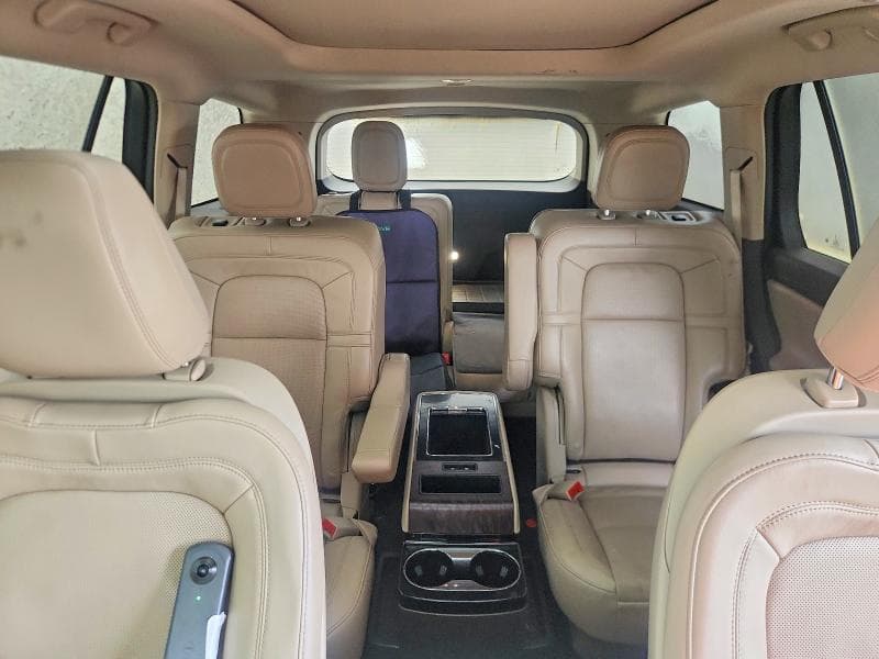 2021 LINCOLN AVIATOR RESERVE 10