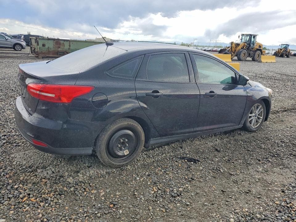 2017 FORD FOCUS SE 3