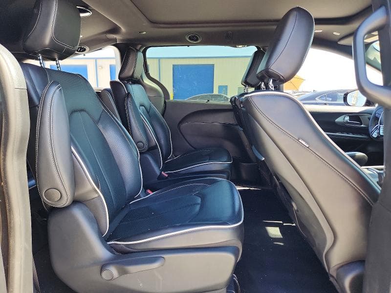 2023 CHRYSLER PACIFICA HYBRID LIMITED 11