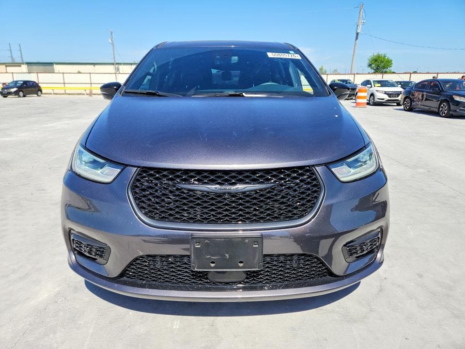 2023 CHRYSLER PACIFICA HYBRID LIMITED 5