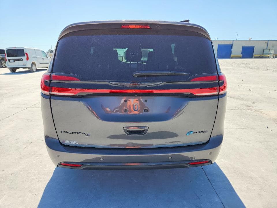 2023 CHRYSLER PACIFICA HYBRID LIMITED 6