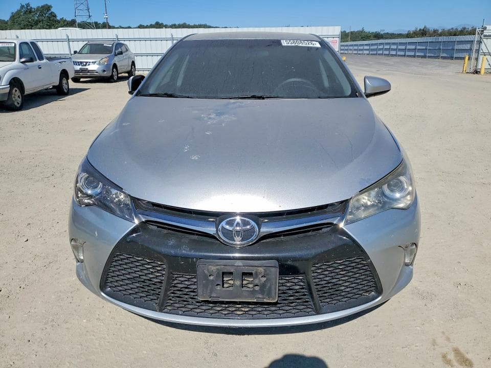 2017 TOYOTA CAMRY SE 5
