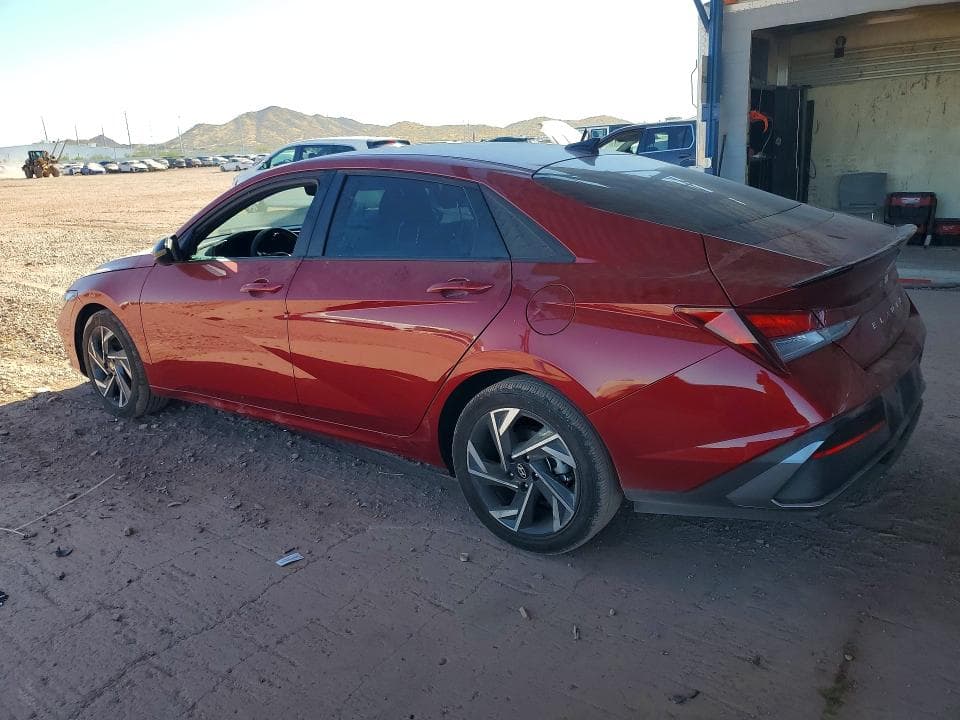 2025 HYUNDAI ELANTRA SEL SPORT 2