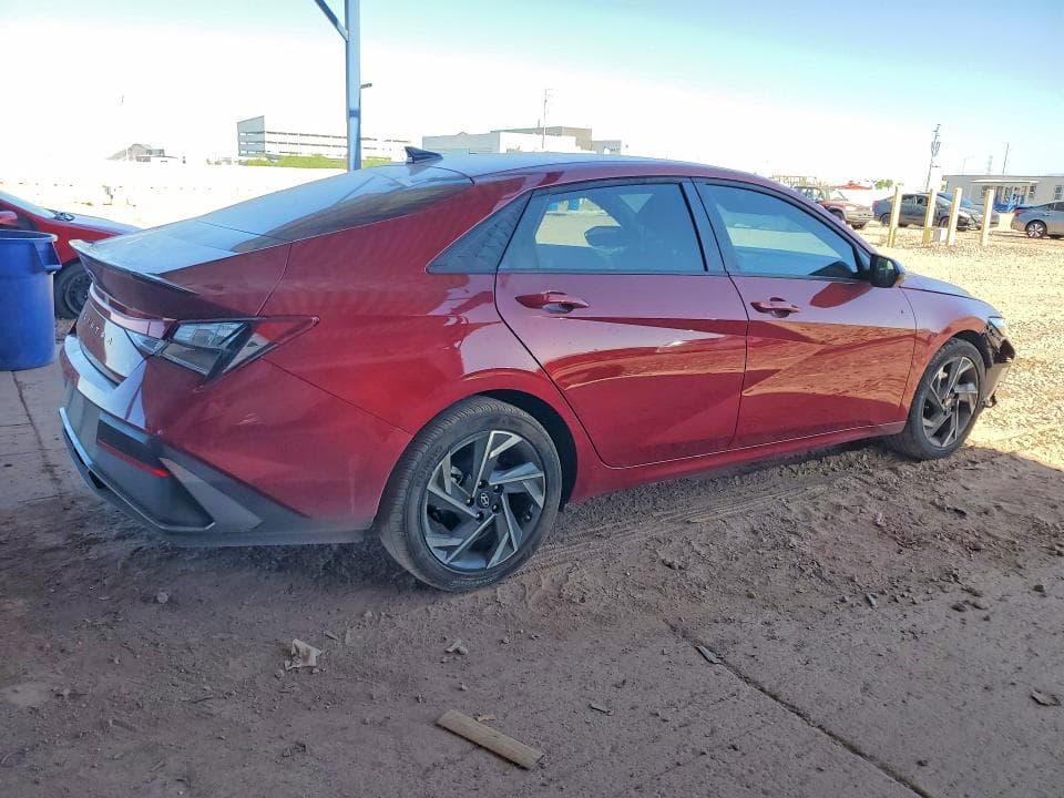 2025 HYUNDAI ELANTRA SEL SPORT 3
