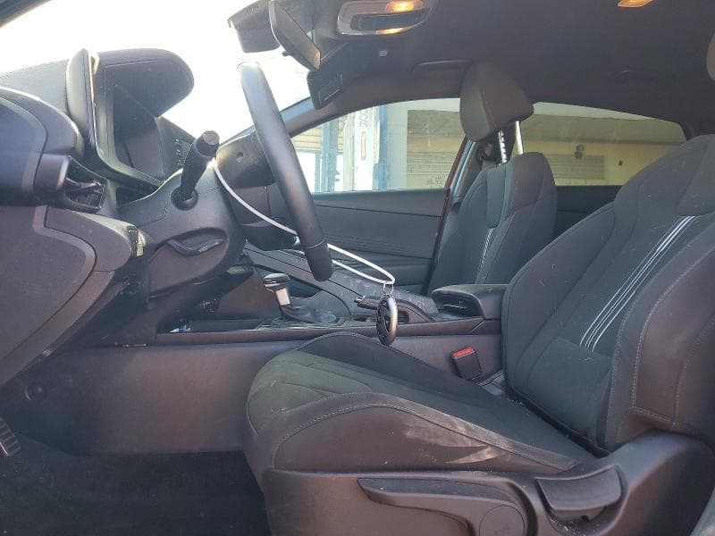 2025 HYUNDAI ELANTRA SEL SPORT 7