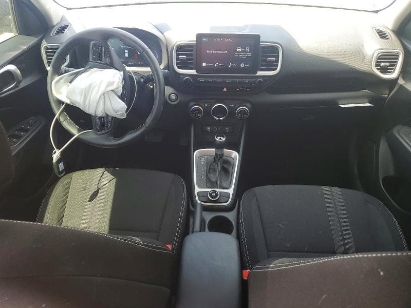 2025 HYUNDAI VENUE SEL 8