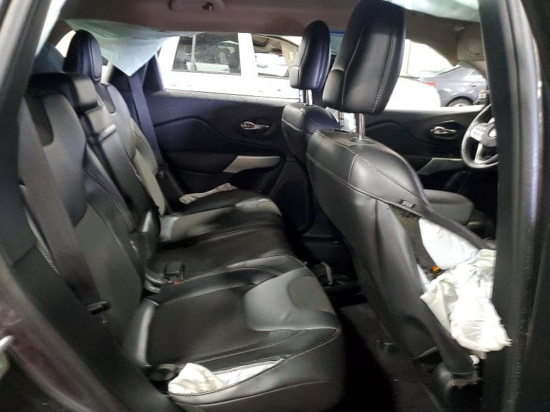 2018 JEEP CHEROKEE LATITUDE PLUS 10