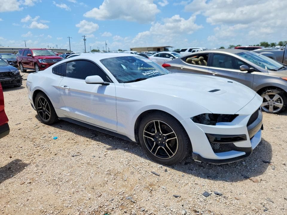 2022 FORD MUSTANG 4