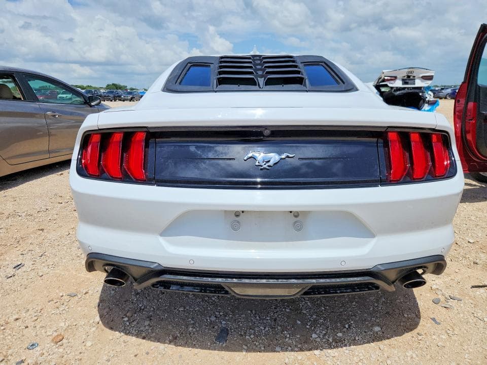 2022 FORD MUSTANG 6