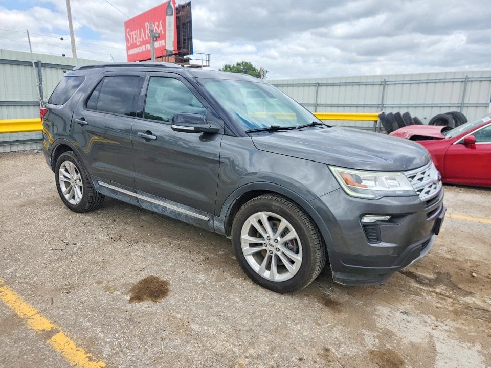 2018 FORD EXPLORER XLT XLT 4
