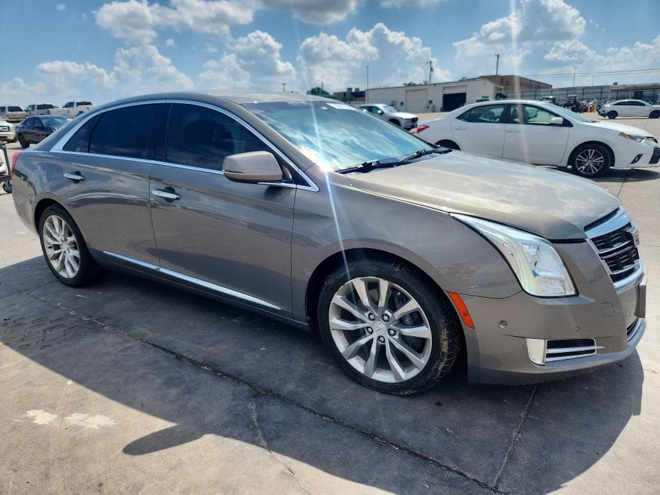 2017 CADILLAC XTS 4