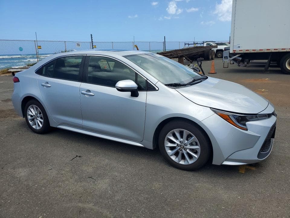 2022 TOYOTA COROLLA XLE XLE 4