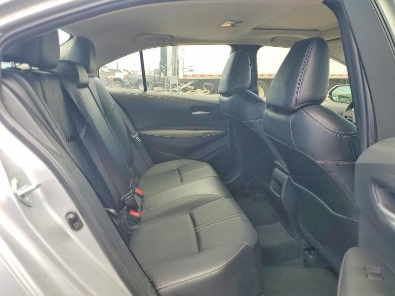 2022 TOYOTA COROLLA XLE XLE 10