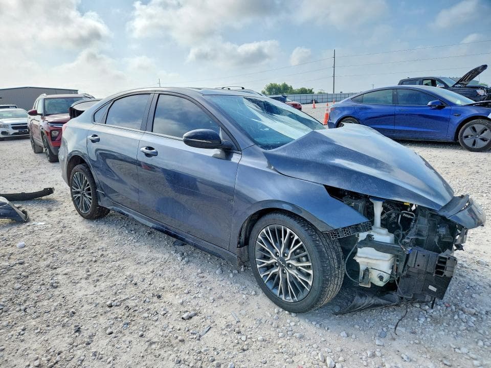 2024 KIA FORTE GT LINE 4