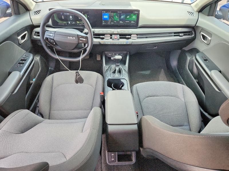 2025 KIA K4 LXS 8