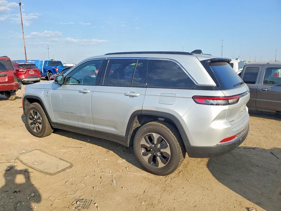 2025 JEEP GRAND CHEROKEE 4XE 2