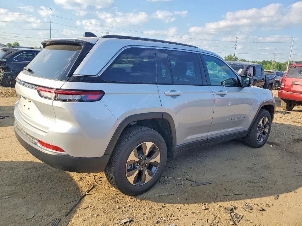 2025 JEEP GRAND CHEROKEE 4XE 3