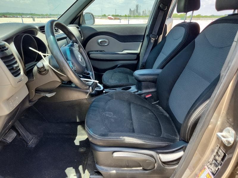 2019 KIA SOUL + 7