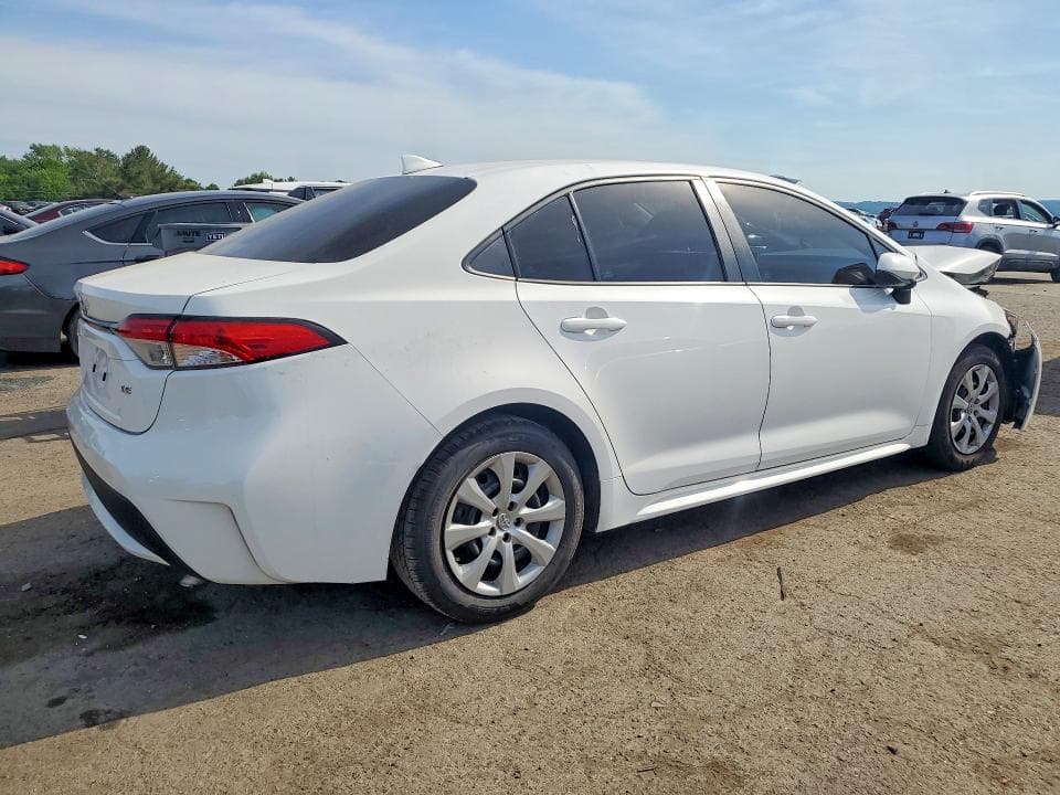 2021 TOYOTA COROLLA LE 3
