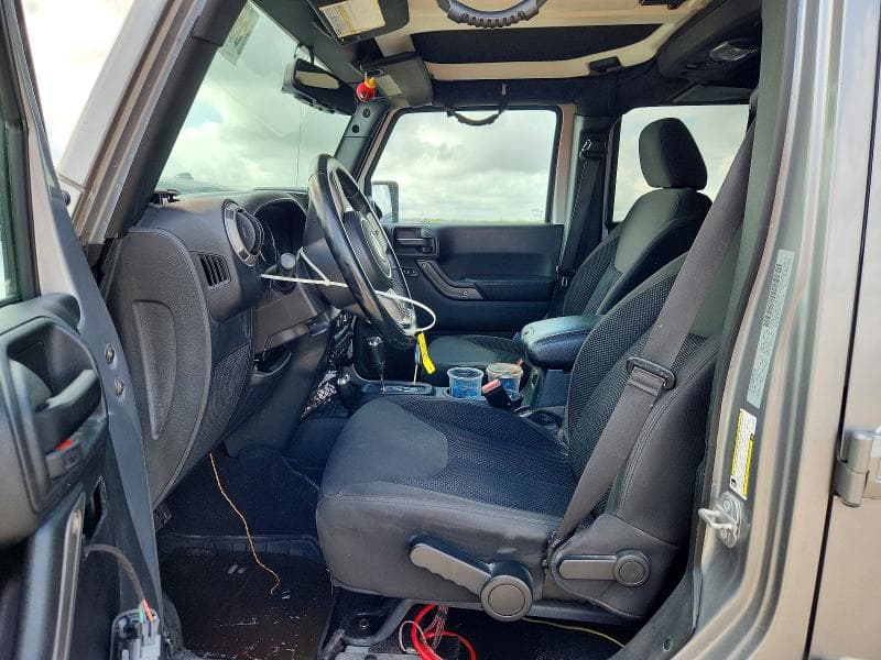 2017 JEEP WRANGLER UNLIMITED SPORT 7