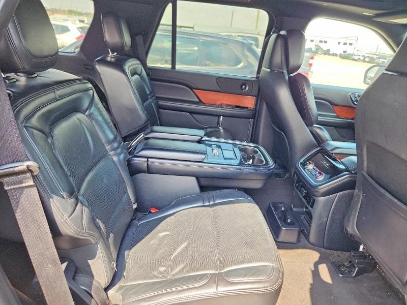 2020 LINCOLN NAVIGATOR RESERVE 10