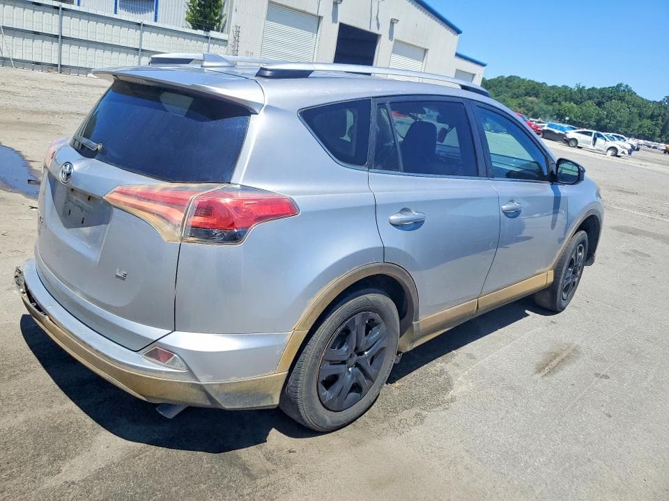 2016 TOYOTA RAV4 LE 3