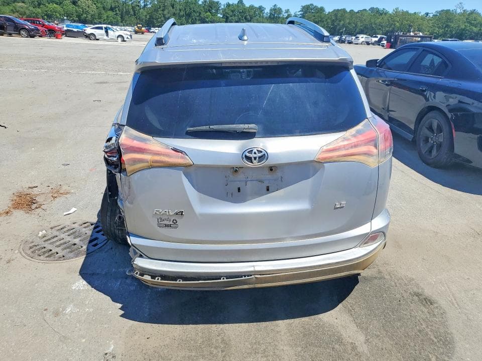 2016 TOYOTA RAV4 LE 6